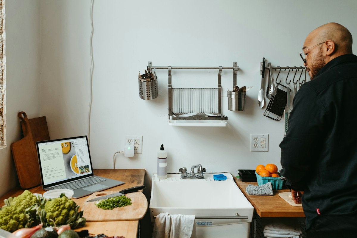 Healthy foods for prostate wellness